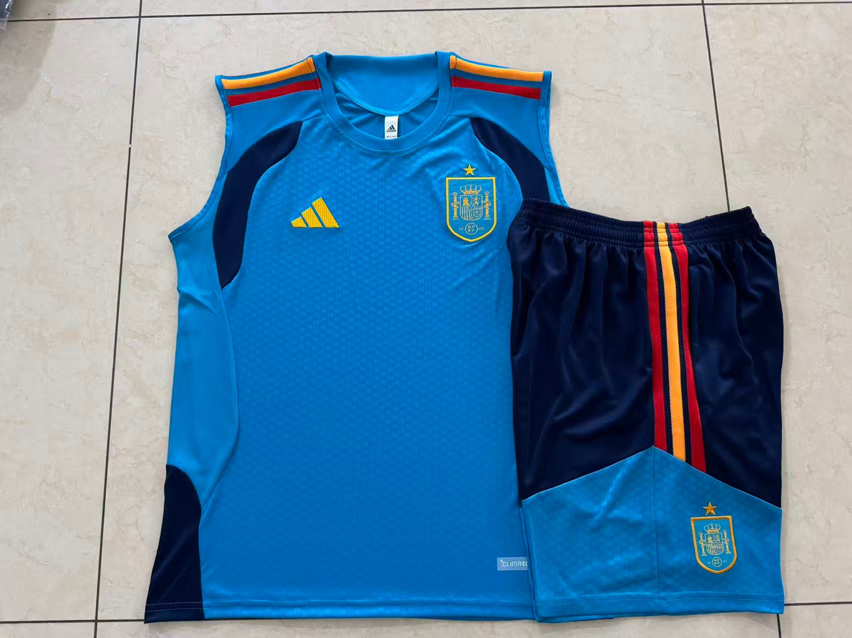 Completo Canotta Spagna Azzurro 2026